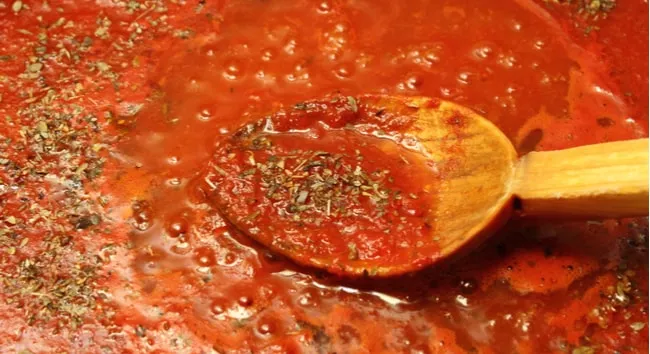 hungry_howies_pizza_sauce-min.jpg Hungry Howie's Pizza Sauce