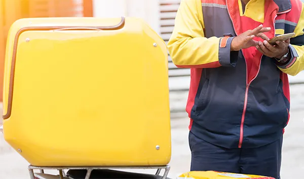 pizza-delivery.jpg pizza delivery