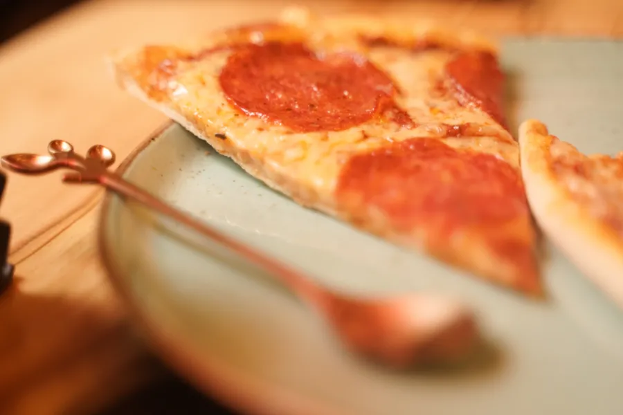 slice of pepperoni pizza 